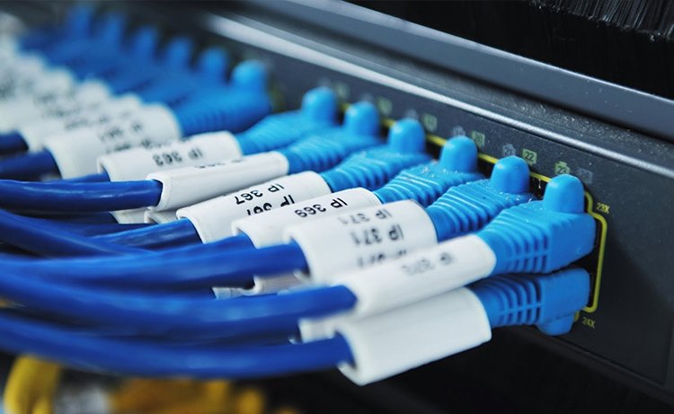 Сетевой кабель и кабель передачи данных